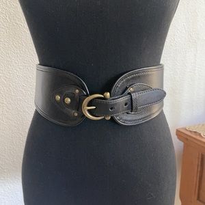Genuine black leather cinch waist belt in small
